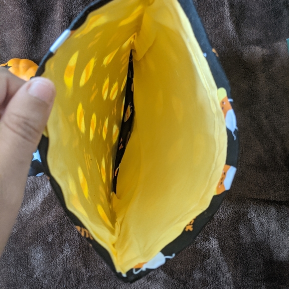 Candy Corn Small Book Sleeve🎃👻📚 - Picture 4 of 5